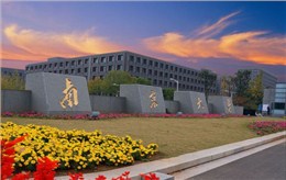 学校食堂：商用厨房设备专业解决方案